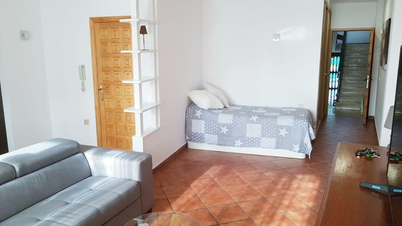 Apartamento Amplio Y Tranquilo Con Vistas Лос-Реалехос Экстерьер фото