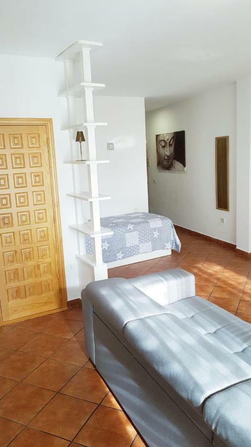 Apartamento Amplio Y Tranquilo Con Vistas Лос-Реалехос Экстерьер фото